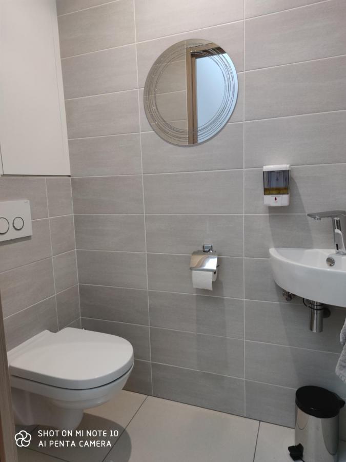 Chambre D'Hotes Du Muguet Avec Sdb Privative Le Mans Exterior photo